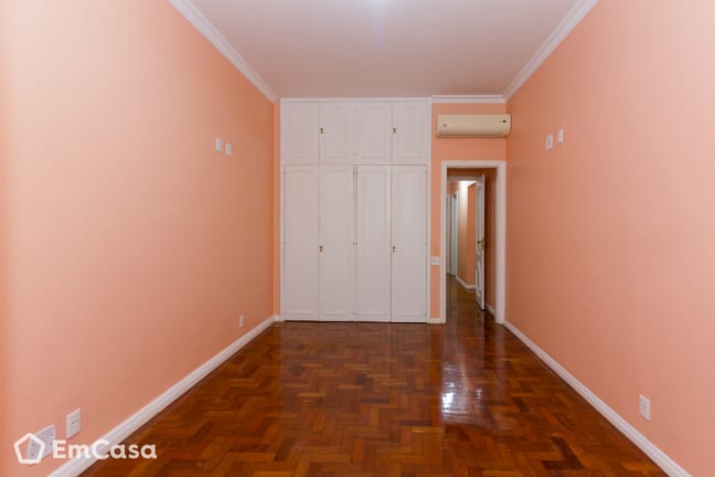 Imagem do imóvel ID-30954 na Rua General Glicério, Laranjeiras, Rio de Janeiro - RJ
