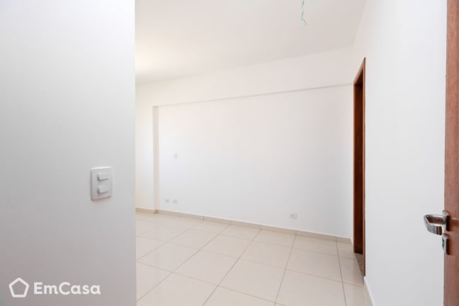 Imagem do imóvel ID-25807 na Rua Bárbara Knippelberg Loureiro, Vila Ema, São José dos Campos - SP