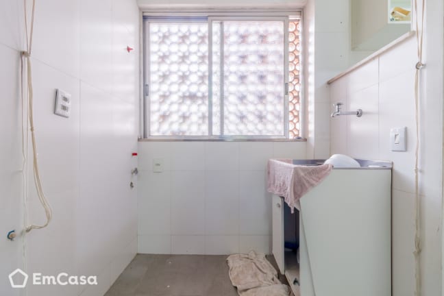 Imagem do imóvel ID-43212 na Rua das Laranjeiras, Laranjeiras, Rio de Janeiro - RJ