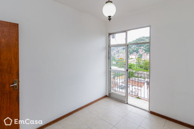 Imagem do imóvel ID-37094 na Rua Teodoro da Silva, Vila Isabel, Rio de Janeiro - RJ