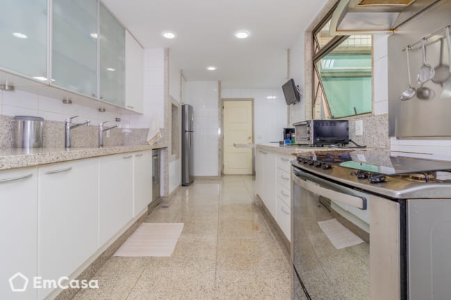 Imagem do imóvel ID-33514 na Avenida Monsenhor Ascâneo, Barra da Tijuca, Rio de Janeiro - RJ