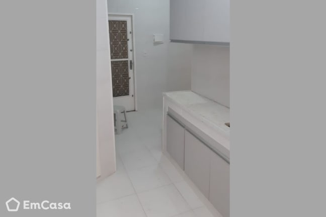 Imagem do imóvel ID-34252 na Rua Clemente Falcão, Tijuca, Rio de Janeiro - RJ