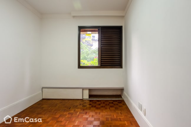 Imagem do imóvel ID-33986 na Rua Alcantarilla, Vila Andrade, São Paulo - SP
