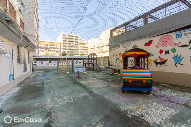 Imagem do imóvel ID-33432 na Rua das Laranjeiras, Laranjeiras, Rio de Janeiro - RJ