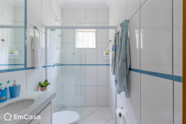 Imagem do imóvel ID-42776 na Rua Hélio de Almeida Ferreira, Jardim Ismênia, São José dos Campos - SP
