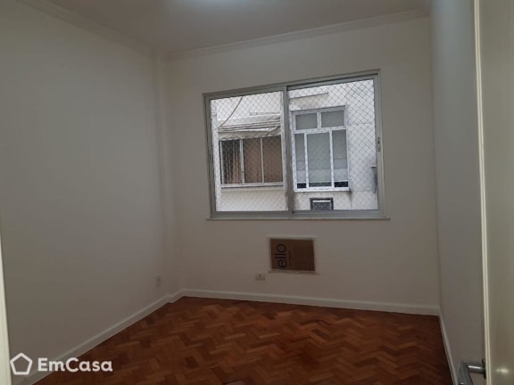 Imagem do imóvel ID-27877 na Avenida Rainha Elisabeth, Copacabana, Rio de Janeiro - RJ