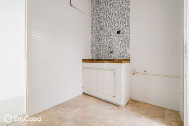 Imagem do imóvel ID-32818 na Rua Souza Franco, Vila Isabel, Rio de Janeiro - RJ