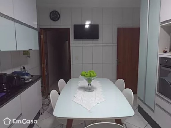Imagem do imóvel ID-28488 na Rua Paracanã, Penha de França, São Paulo - SP