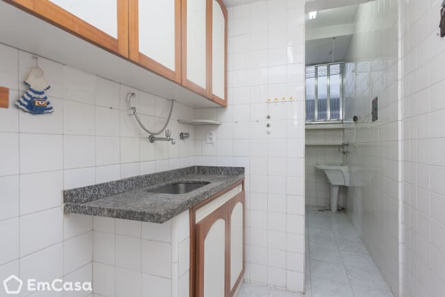 Imagem do imóvel ID-37888 na Rua das Laranjeiras, Laranjeiras, Rio de Janeiro - RJ