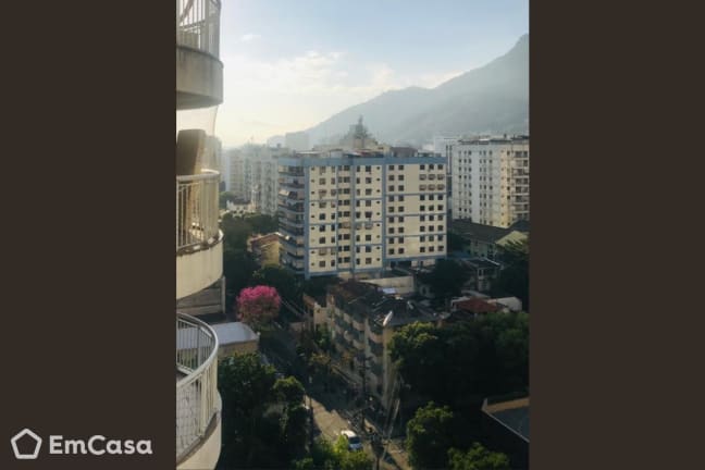 Imagem do imóvel ID-32300 na Rua Garibaldi, Tijuca, Rio de Janeiro - RJ