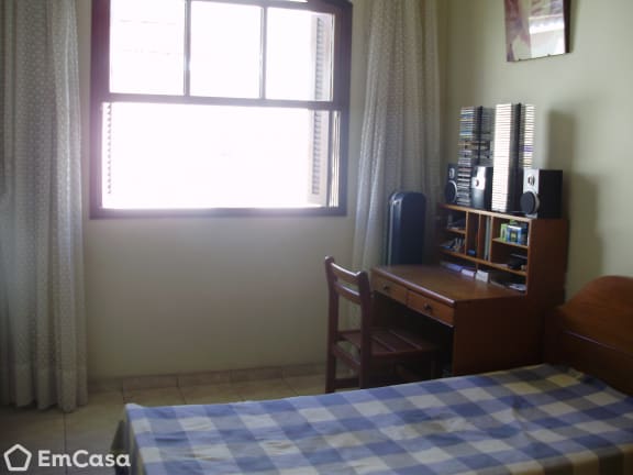 Imagem do imóvel ID-38432 na Rua Campo Largo, Vila Bertioga, São Paulo - SP