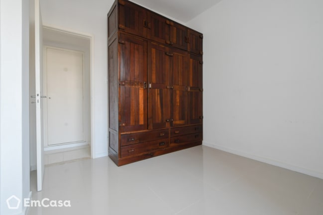 Imagem do imóvel ID-32818 na Rua Souza Franco, Vila Isabel, Rio de Janeiro - RJ