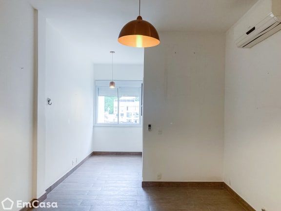 Imagem do imóvel ID-43185 na Rua Pompeu Loureiro, Copacabana, Rio de Janeiro - RJ