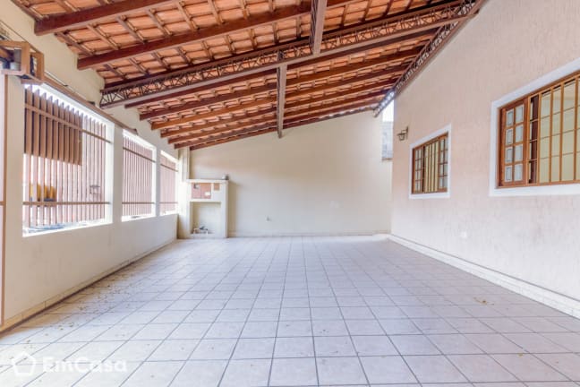 Imagem do imóvel ID-32699 na Avenida Vinte e Três de Maio, Vila Maria, São José dos Campos - SP
