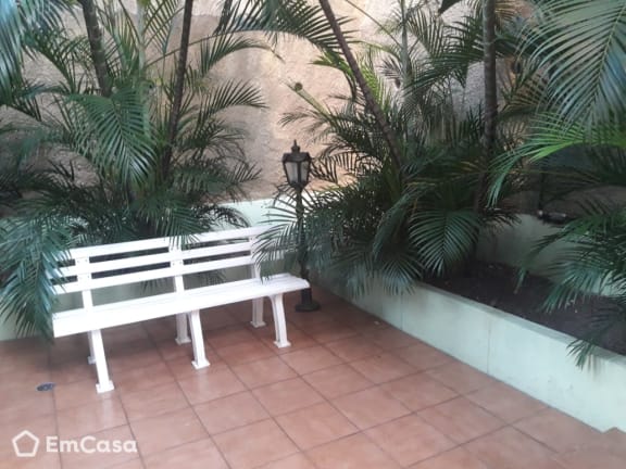 Imagem do imóvel ID-33468 na Rua Teodoro da Silva, Vila Isabel, Rio de Janeiro - RJ