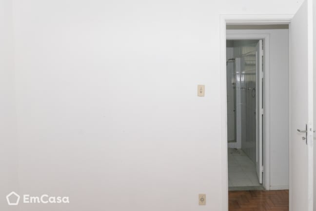 Imagem do imóvel ID-33534 na Rua Jiquiba, Maracanã, Rio de Janeiro - RJ