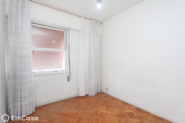Imagem do imóvel ID-37888 na Rua das Laranjeiras, Laranjeiras, Rio de Janeiro - RJ