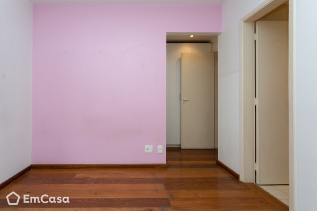 Imagem do imóvel ID-33900 na Rua Doutor Oscar Monteiro de Barros, Vila Suzana, São Paulo - SP