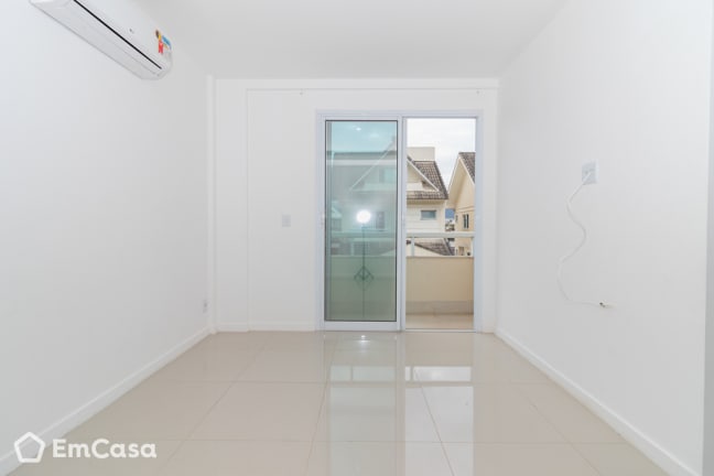 Imagem do imóvel ID-34087 na Rua Beth Lago, Recreio dos Bandeirantes, Rio de Janeiro - RJ