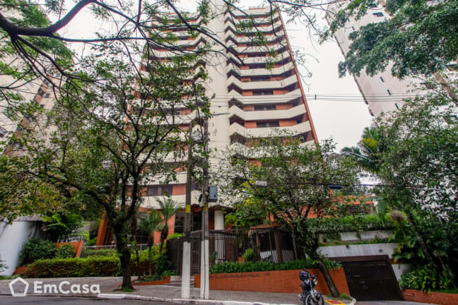 Imagem do imóvel ID-33986 na Rua Alcantarilla, Vila Andrade, São Paulo - SP