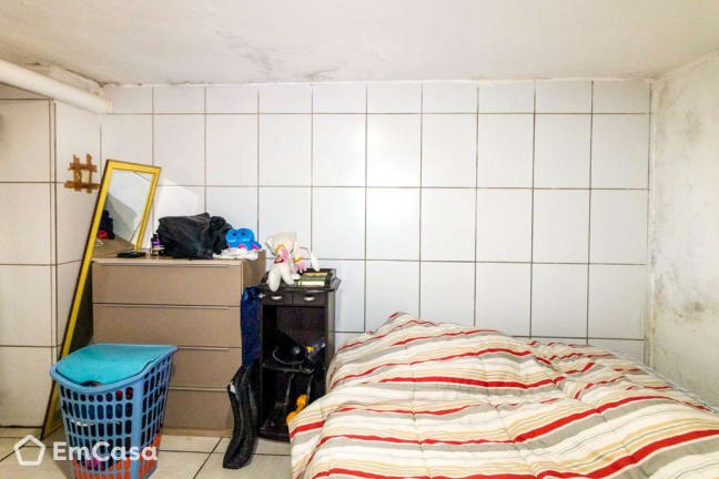 Imagem do imóvel ID-40514 na Rua Anhaia, Vila Curuça, Santo André - SP