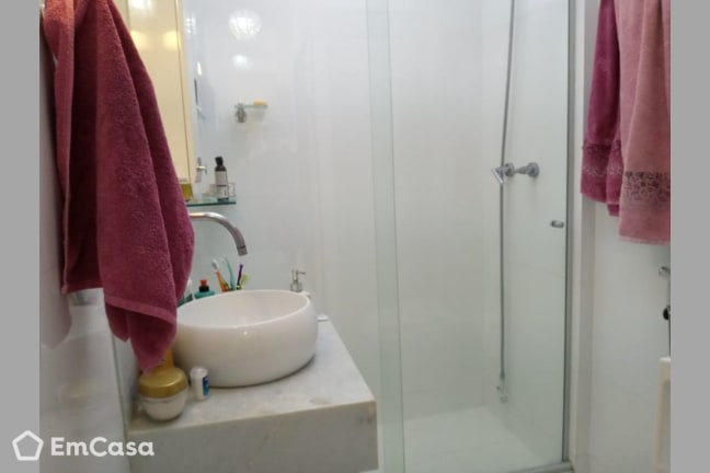 Imagem do imóvel ID-42132 na Rua Ribeiro Guimarães, Vila Isabel, Rio de Janeiro - RJ