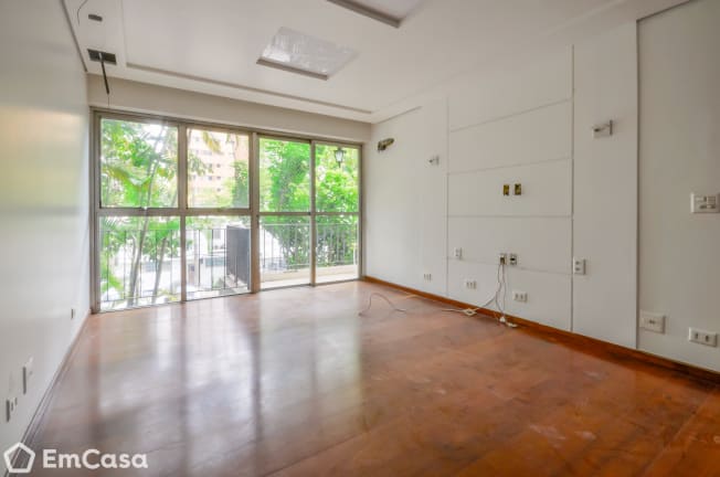 Imagem do imóvel ID-32557 na Rua Juquis, Moema, São Paulo - SP