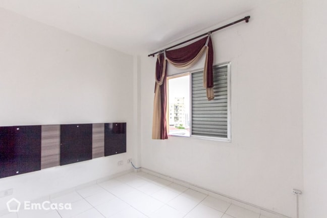 Imagem do imóvel ID-34264 na Rua Pereira Caldas, Jardim da Gloria, São Paulo - SP