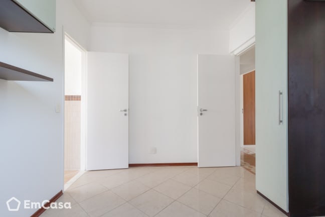 Imagem do imóvel ID-32707 na Rua Pedro de Toledo, Vila Adyana, São José dos Campos - SP