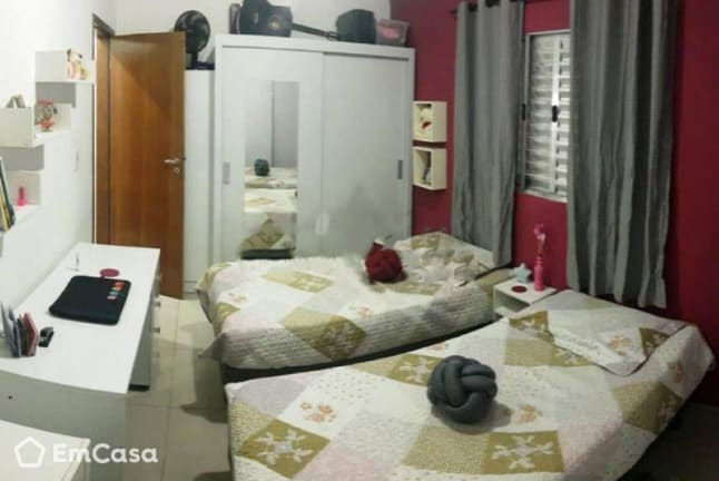 Imagem do imóvel ID-42296 na Rua Apeninos, Jardim Satélite, São José dos Campos - SP