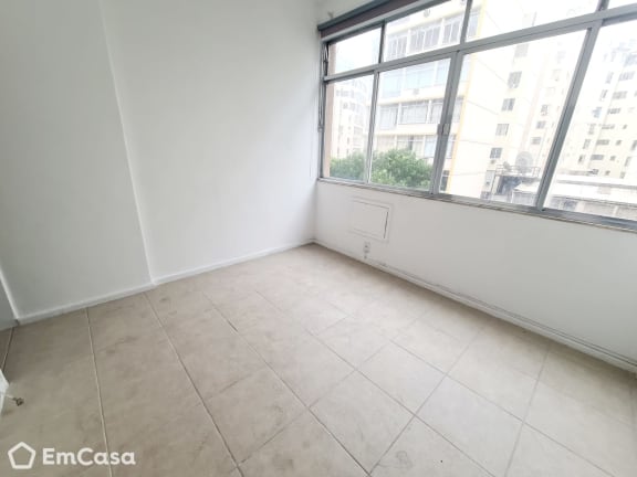 Imagem do imóvel ID-32889 na Avenida Nossa Senhora de Copacabana, Copacabana, Rio de Janeiro - RJ