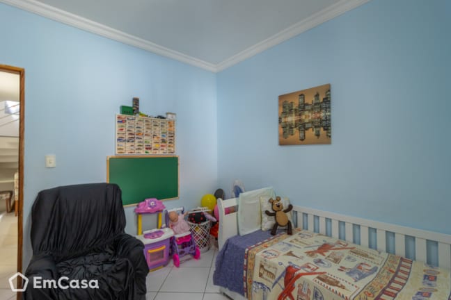 Imagem do imóvel ID-42776 na Rua Hélio de Almeida Ferreira, Jardim Ismênia, São José dos Campos - SP
