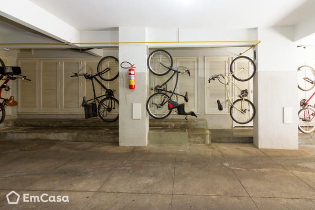 Imagem do imóvel ID-30954 na Rua General Glicério, Laranjeiras, Rio de Janeiro - RJ