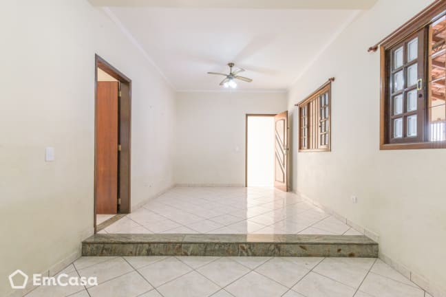 Imagem do imóvel ID-32699 na Avenida Vinte e Três de Maio, Vila Maria, São José dos Campos - SP