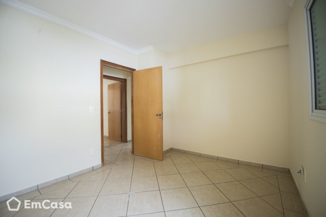 Imagem do imóvel ID-42496 na Rua Clóvis Teixeira, Mansões Santo Antônio, Campinas - SP
