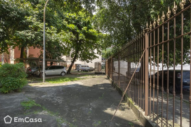 Imagem do imóvel ID-42112 na Rua Itapiru, Rio Comprido, Rio de Janeiro - RJ