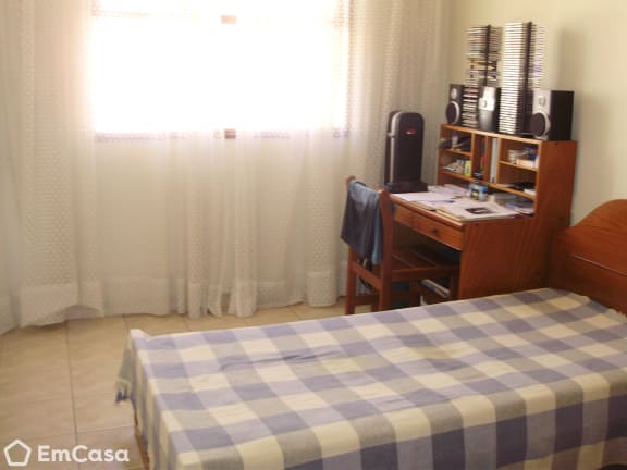 Imagem do imóvel ID-38432 na Rua Campo Largo, Vila Bertioga, São Paulo - SP