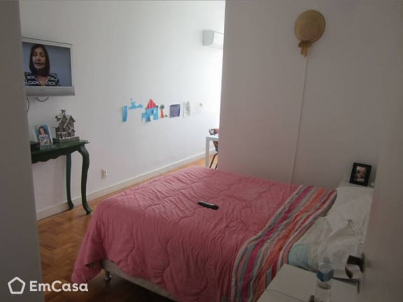 Imagem do imóvel ID-32657 na Rua Álvaro Chaves, Laranjeiras, Rio de Janeiro - RJ