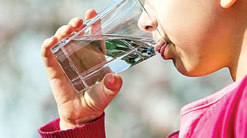 কোন সময় পানি খাওয়া থেকে বিরত থাকবেন?...