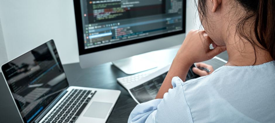 8 Popular Computer Skills Courses to Help Your Career in 2023