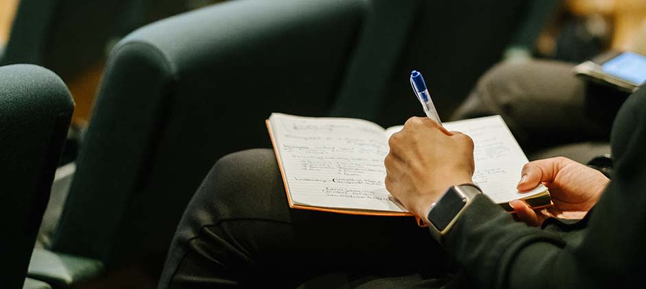 SSE MBA taking notes