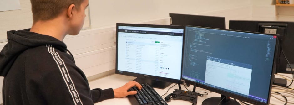 Tieto- ja viestintätekniikan perustutkinto | ohjelmistokehittäjä tai IT-tukihenkilö Tieto- ja viestintätekniikan perustutkinto | ohjelmistokehittäjä tai IT-tukihenkilö