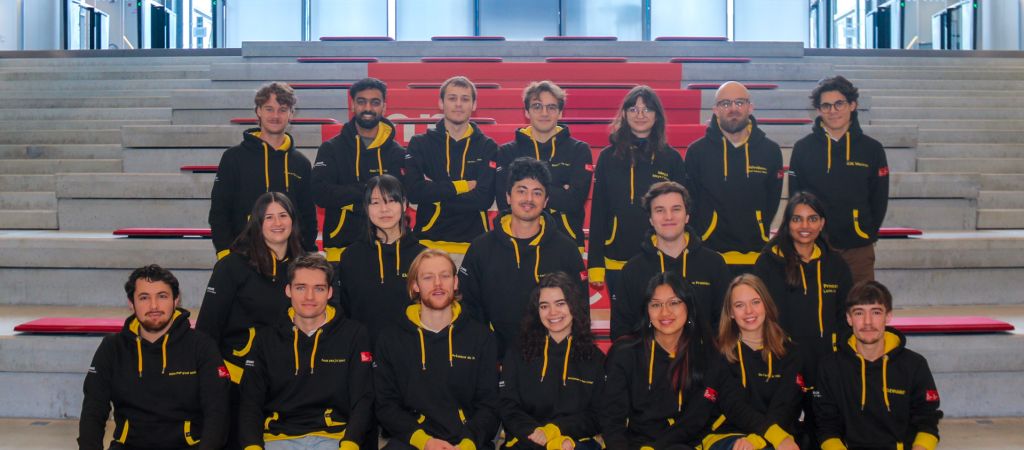 Plug'n'Play : association d'emlyon business school