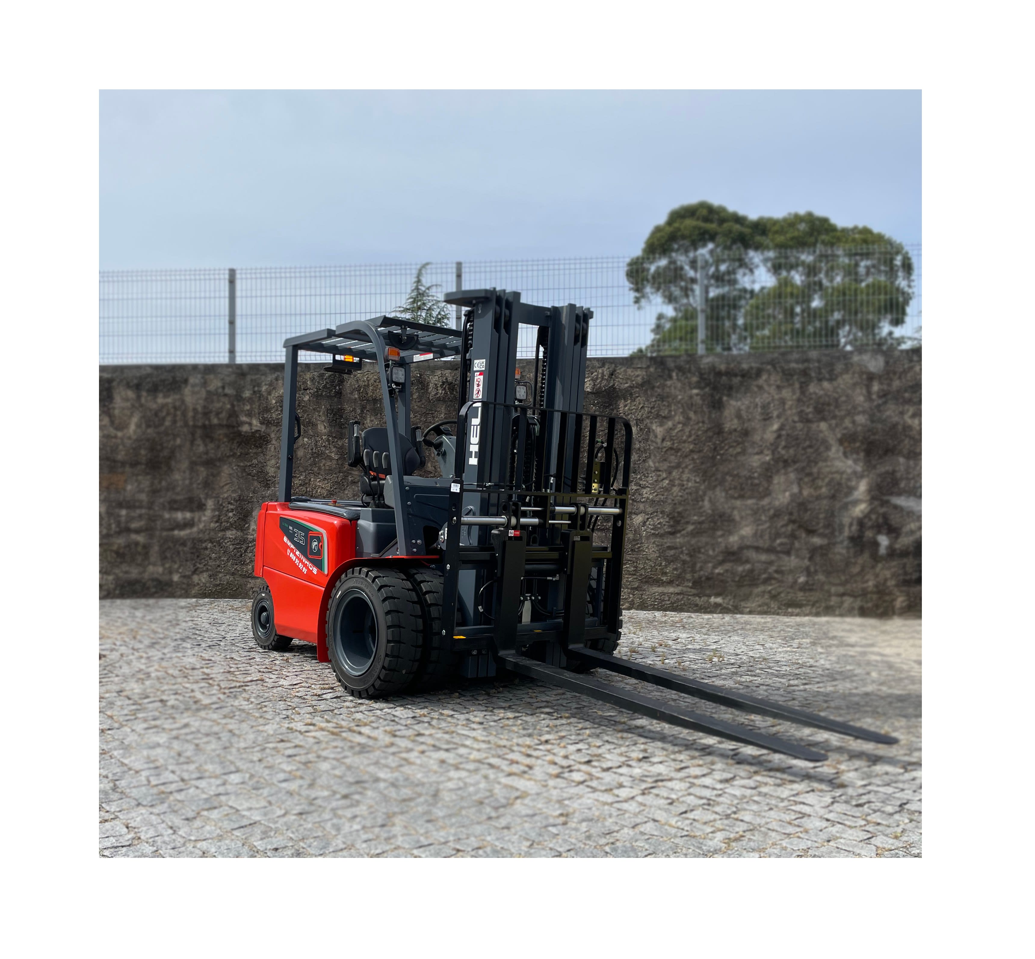 Soluções personalizadas para responder às exigências de cada cliente.