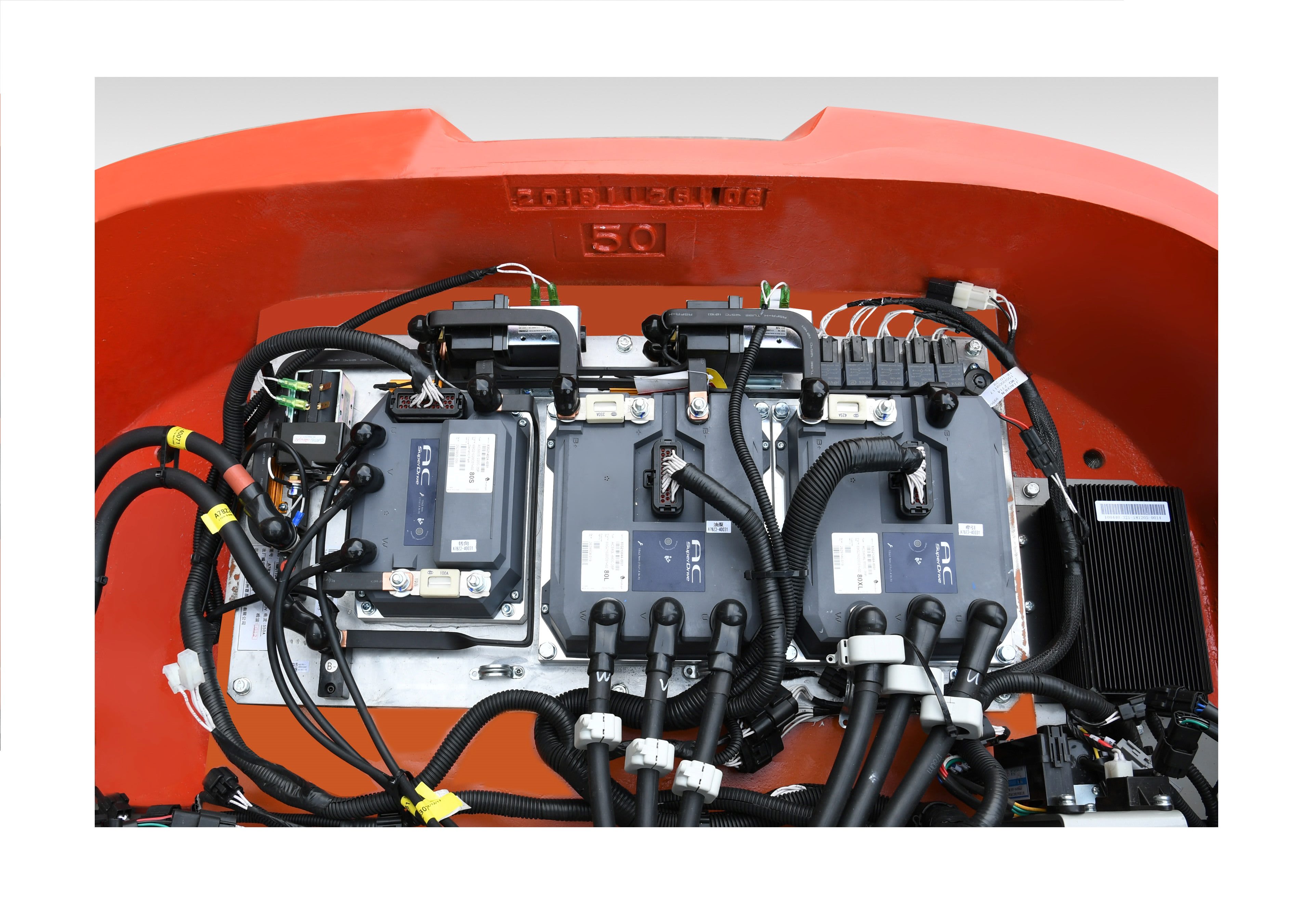 HELI tem controladores que permitem personalizar a parametrização dos equipamentos.