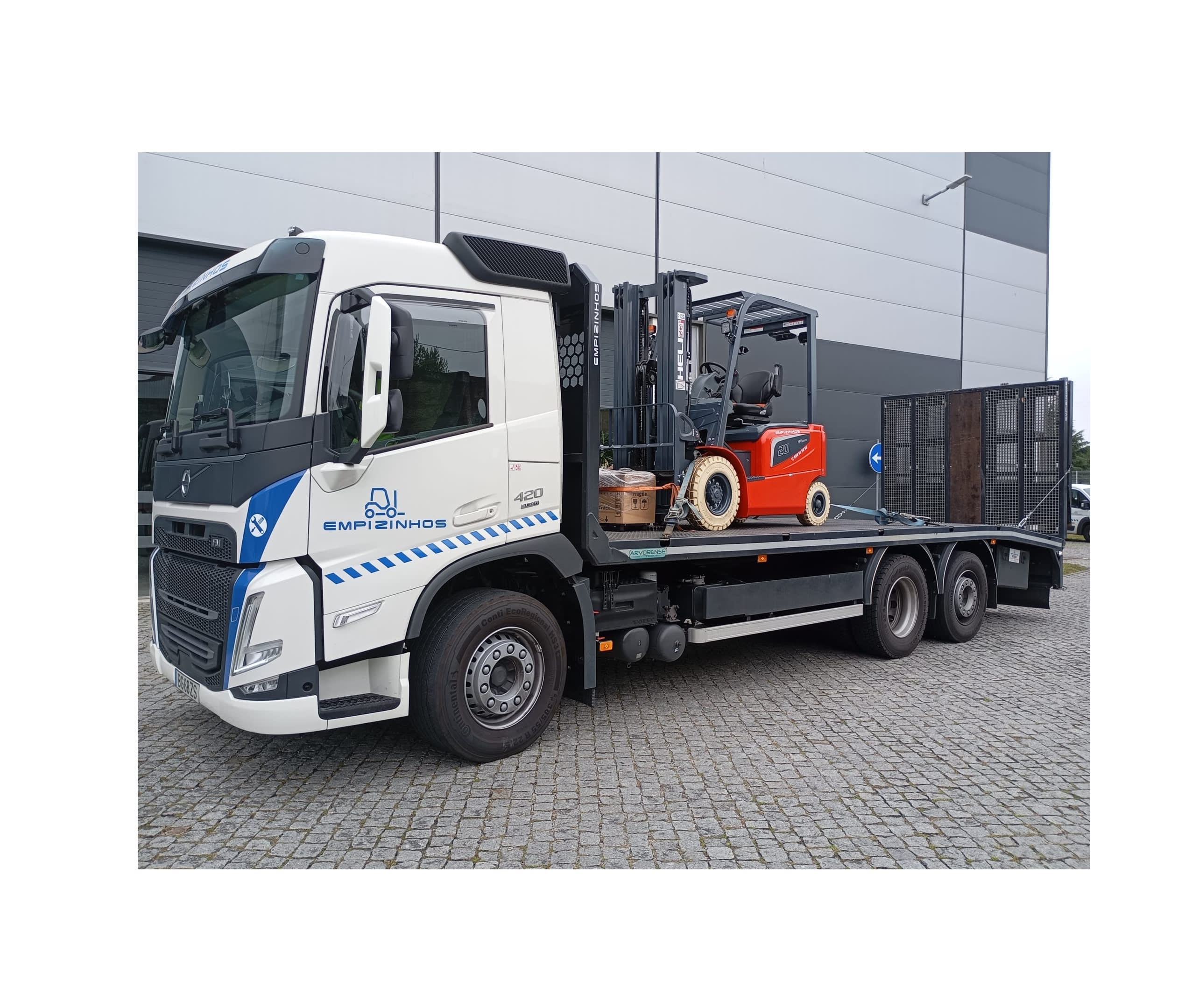 Temos Força motriz de grande Potência para entregar equipamentos em todo o país.