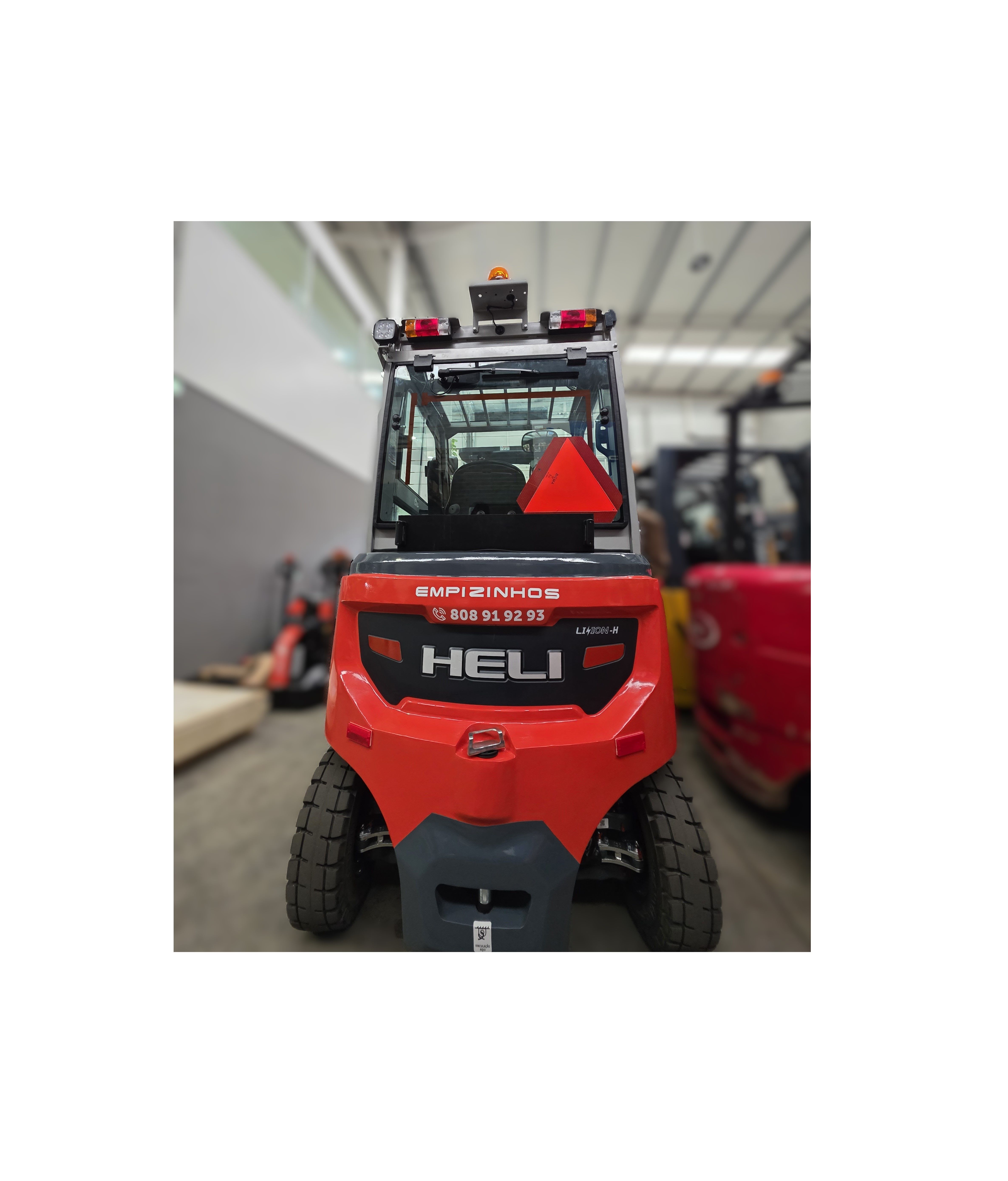 Cada cliente tem uma realidade — e nós temos o equipamento que se ajusta a cada uma delas