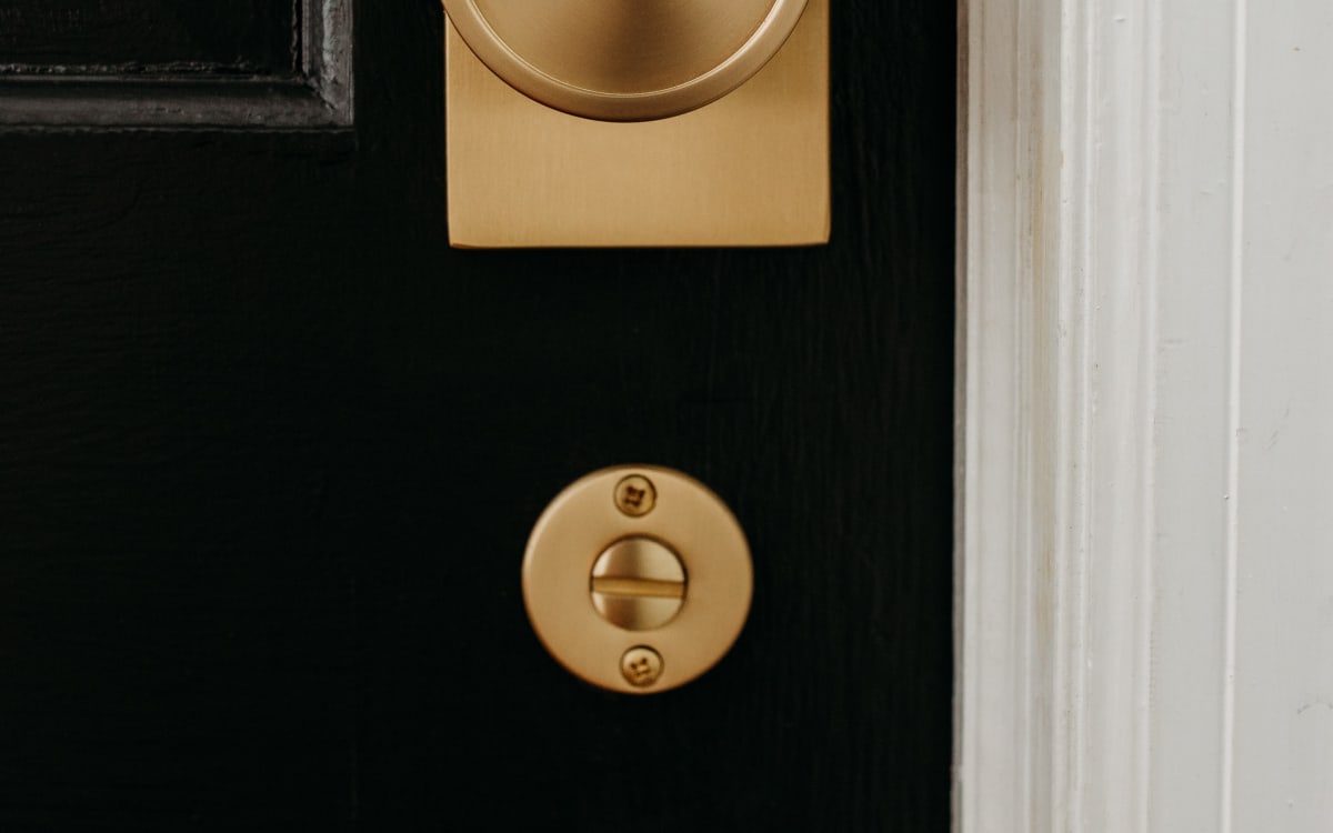 thumbnail image 2 of Emtek 5209R0UUS4 Rosette Privacy Set – Satin Brass Round Knob – Open Box 2 of 6