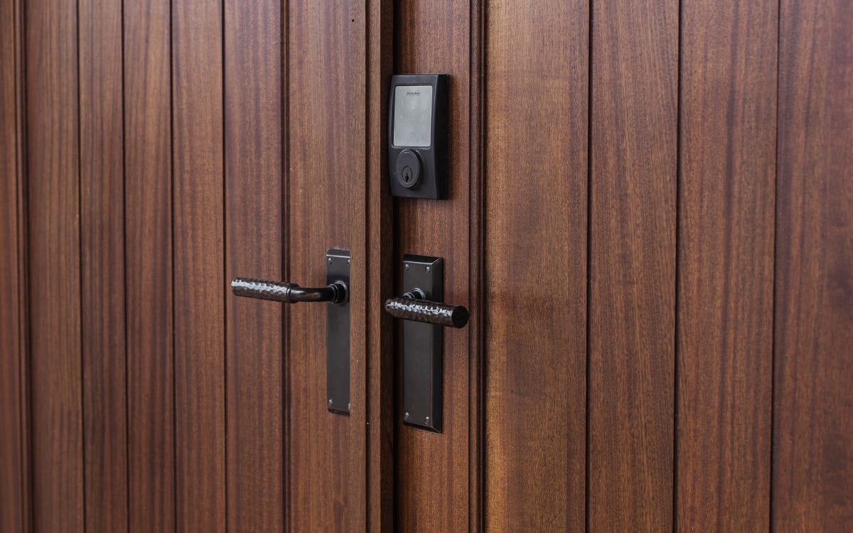 Quincy Non-Keyed Sideplate Lock | Emtek