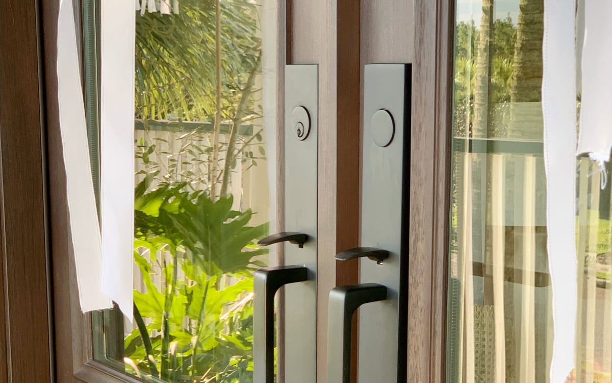 Lausanne Tubular Entry Set | Emtek